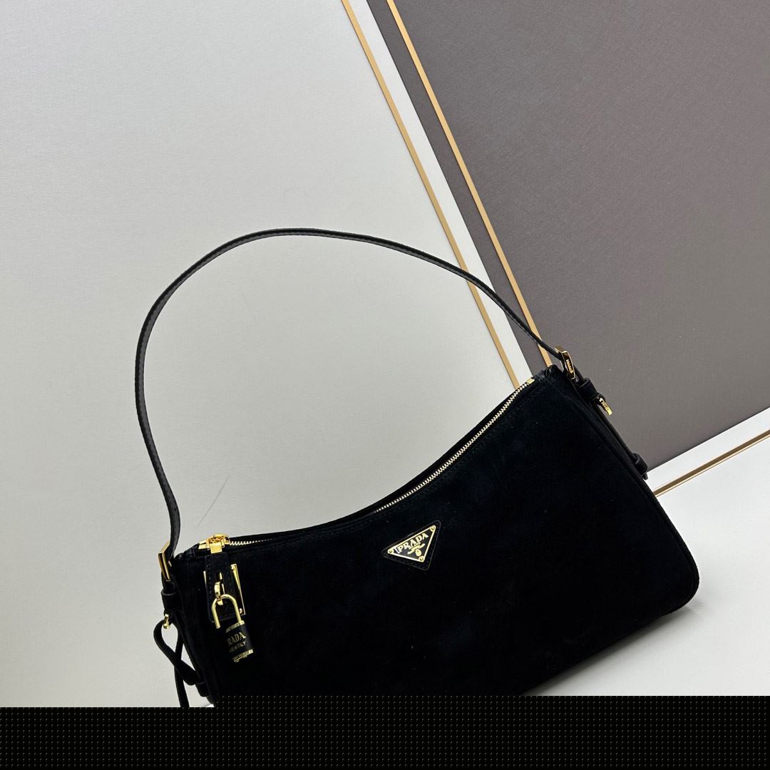 Pra*a top handle bags